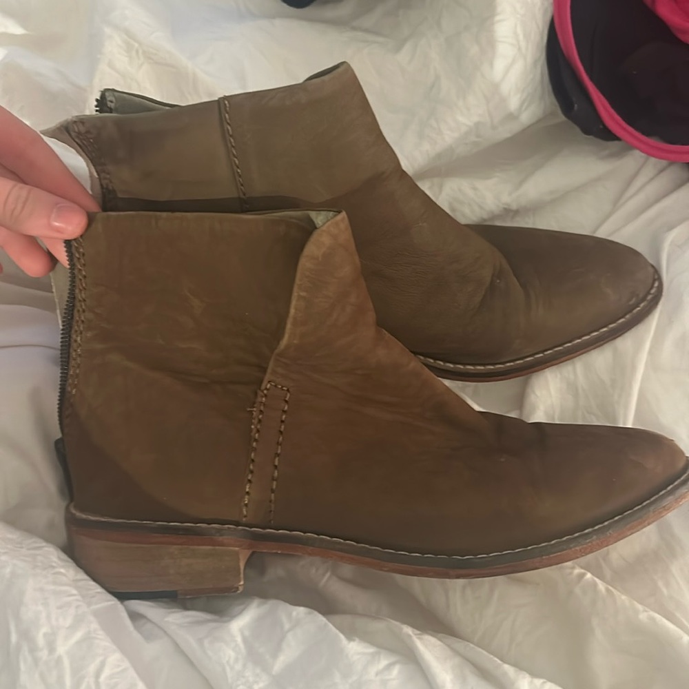FREE PEOPLE Booties